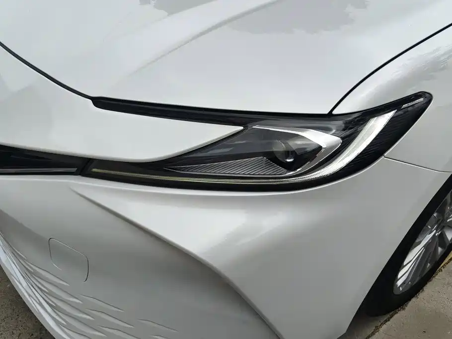 Toyota Camry 2025 2024 Hybrid 2.0HGVP Luxury Edition