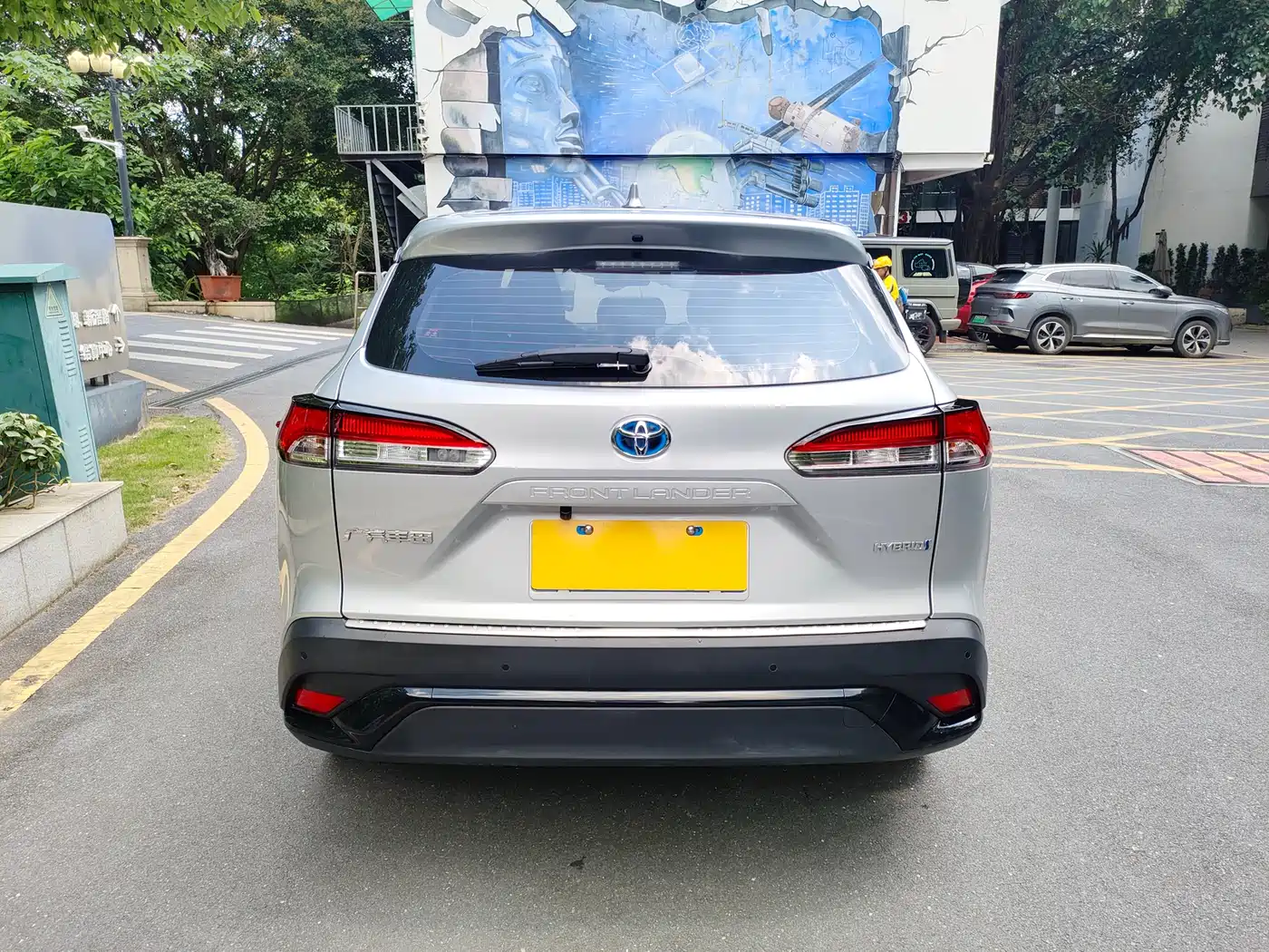 Toyota Frontlander 2023 2.0L Smart Hybrid Dual Engine Leading Edition фото 5