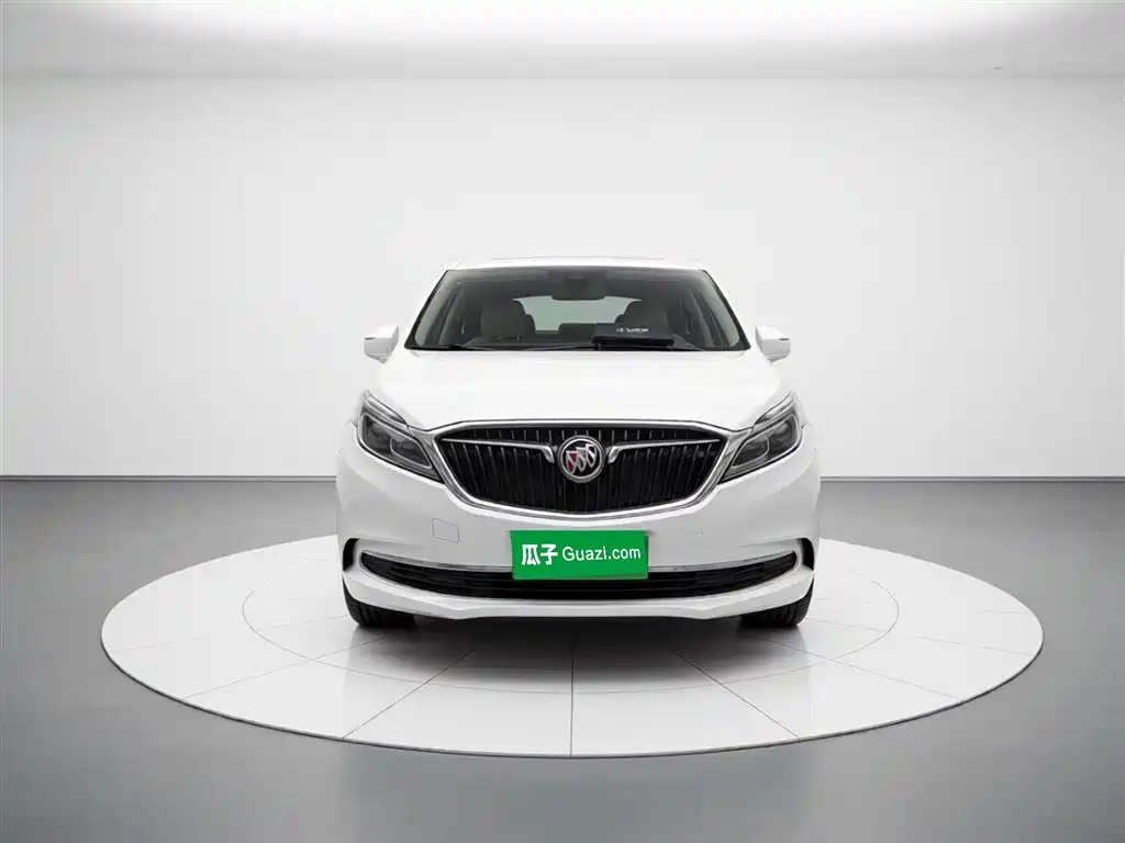 Buick GL8 2017 ES 28T Luxury China V фото 24