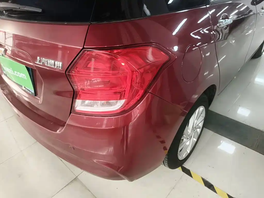 Chevrolet Lova RV 2017 2016 1.5L Automatic Fun Edition