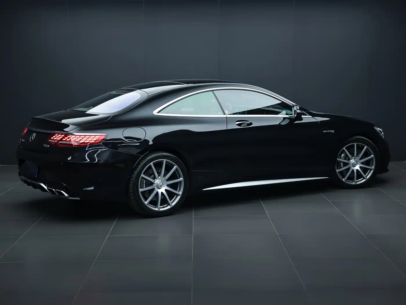 Mercedes-Benz S-Class AMG 2015 AMG S 63 4MATIC Coupe фото 4