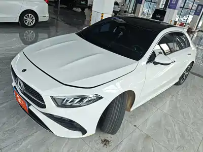 Mercedes-Benz A