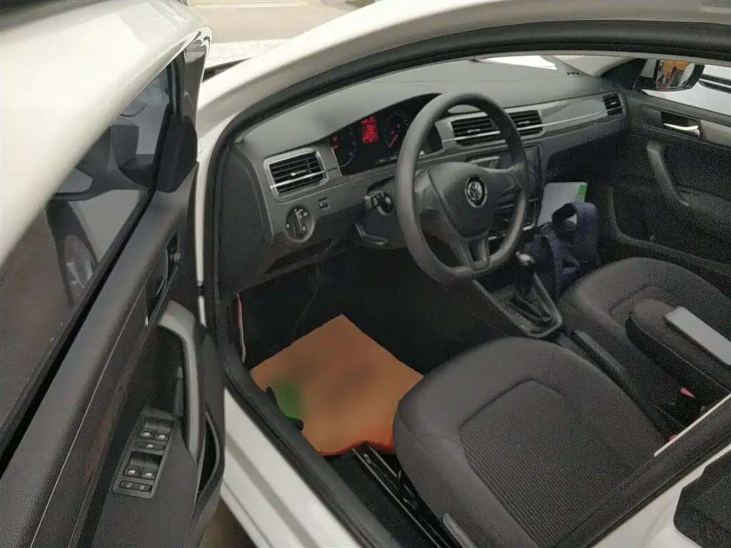 Volkswagen Santana 2017 Gran Santana 1.6L Auto Trendline фото 12