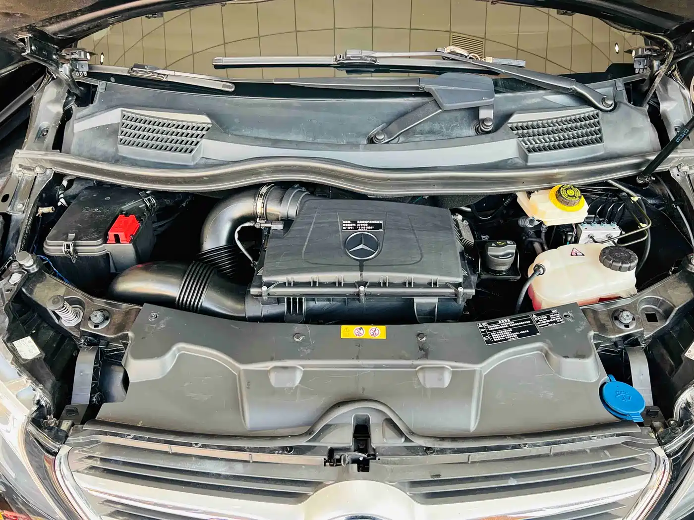 Mercedes-Benz V-Class 2018 V 260 Premium Edition China VI фото 8