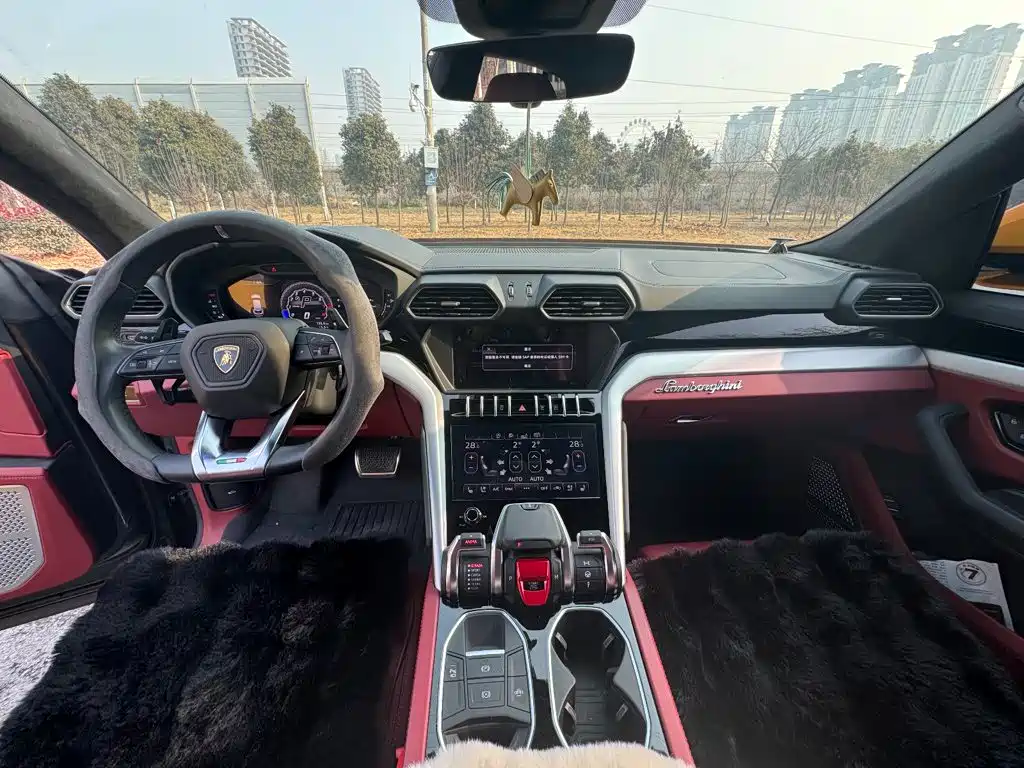 Lamborghini Urus 2019 2018 4.0T V8