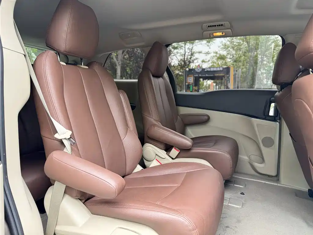 Buick GL8 2017 25S Comfort China V фото 11