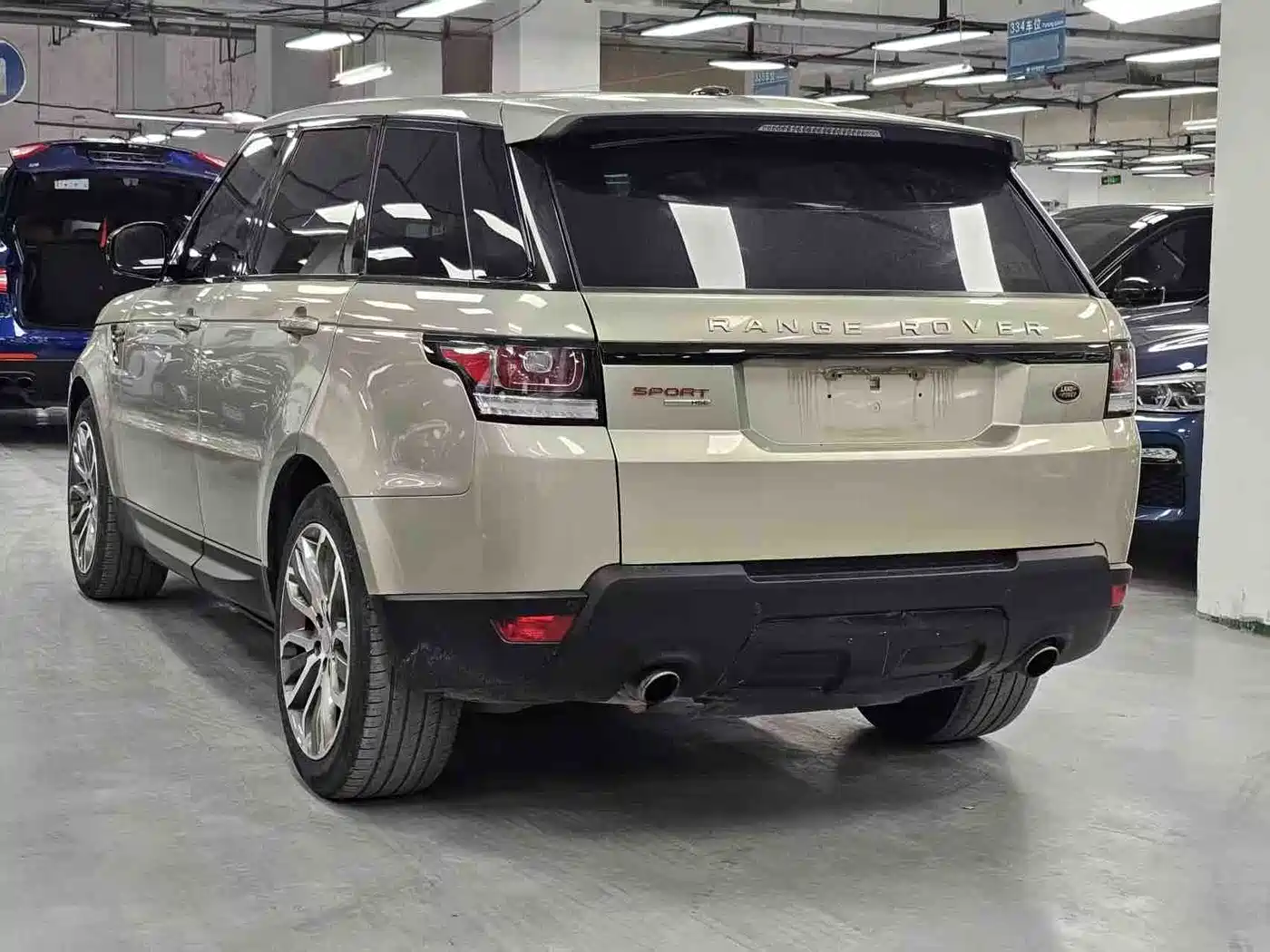Land Rover Range Rover Sport 2014 3.0 SC V6 HSE фото 20