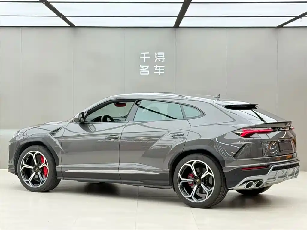 Lamborghini Urus 2021 4.0T V8 фото 15