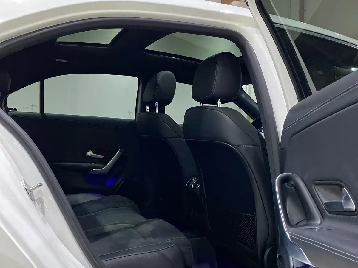 Mercedes-Benz A-Class 2022 A 200 L Sport Sedan Style фото 12