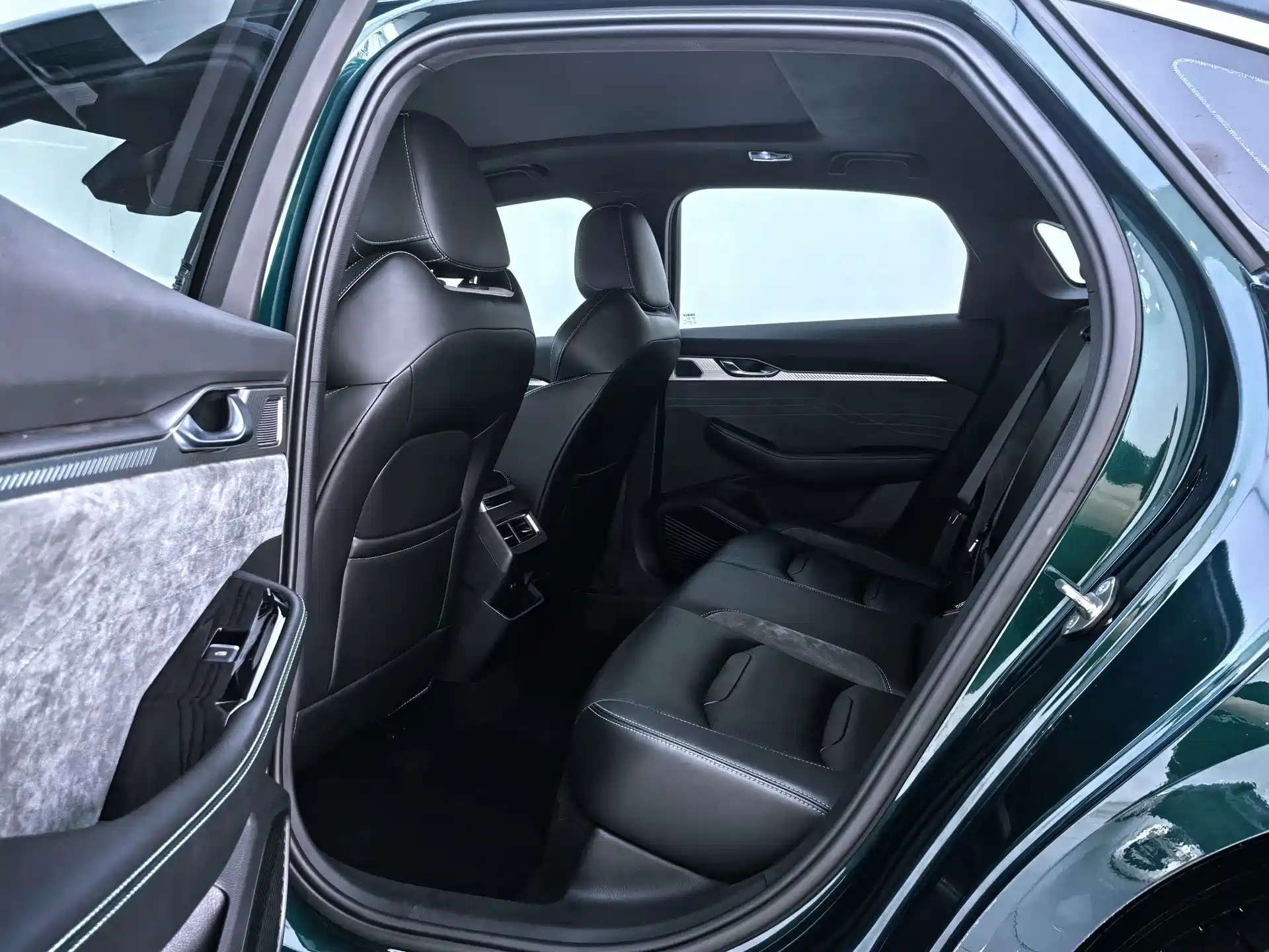 Фото 5 - Geely Preface