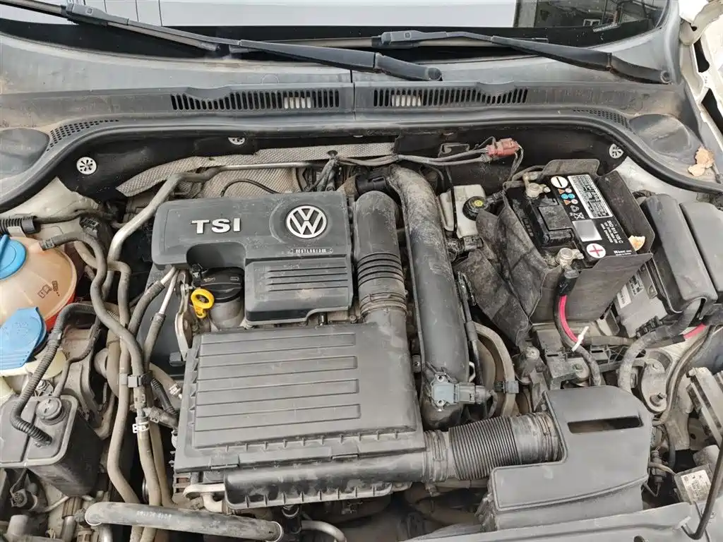 Volkswagen Sagitar 2017 230TSI Automatic Comfort фото 11