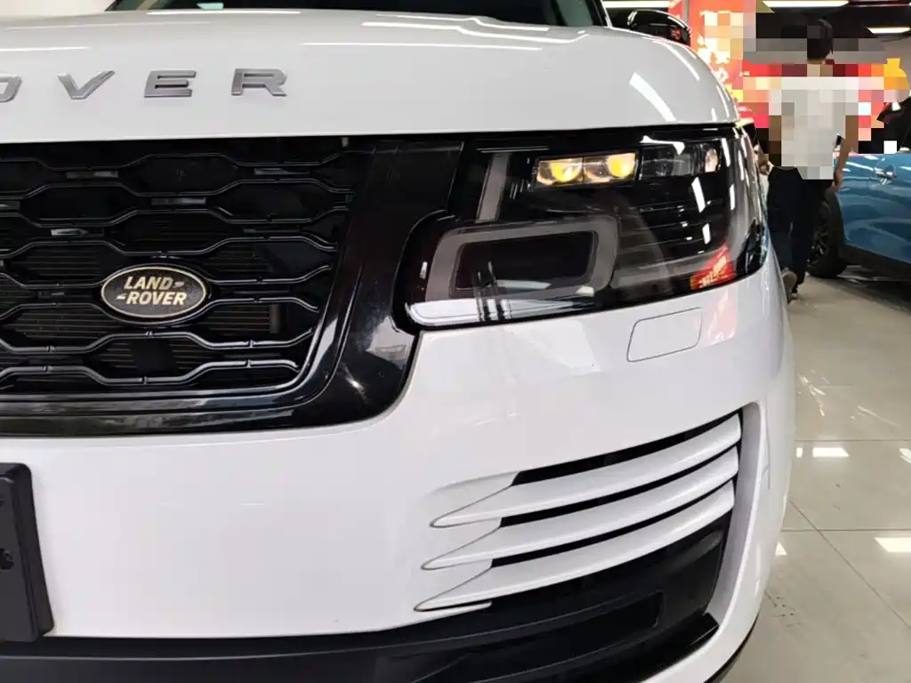 Фото 24 - Land Rover Range Rover