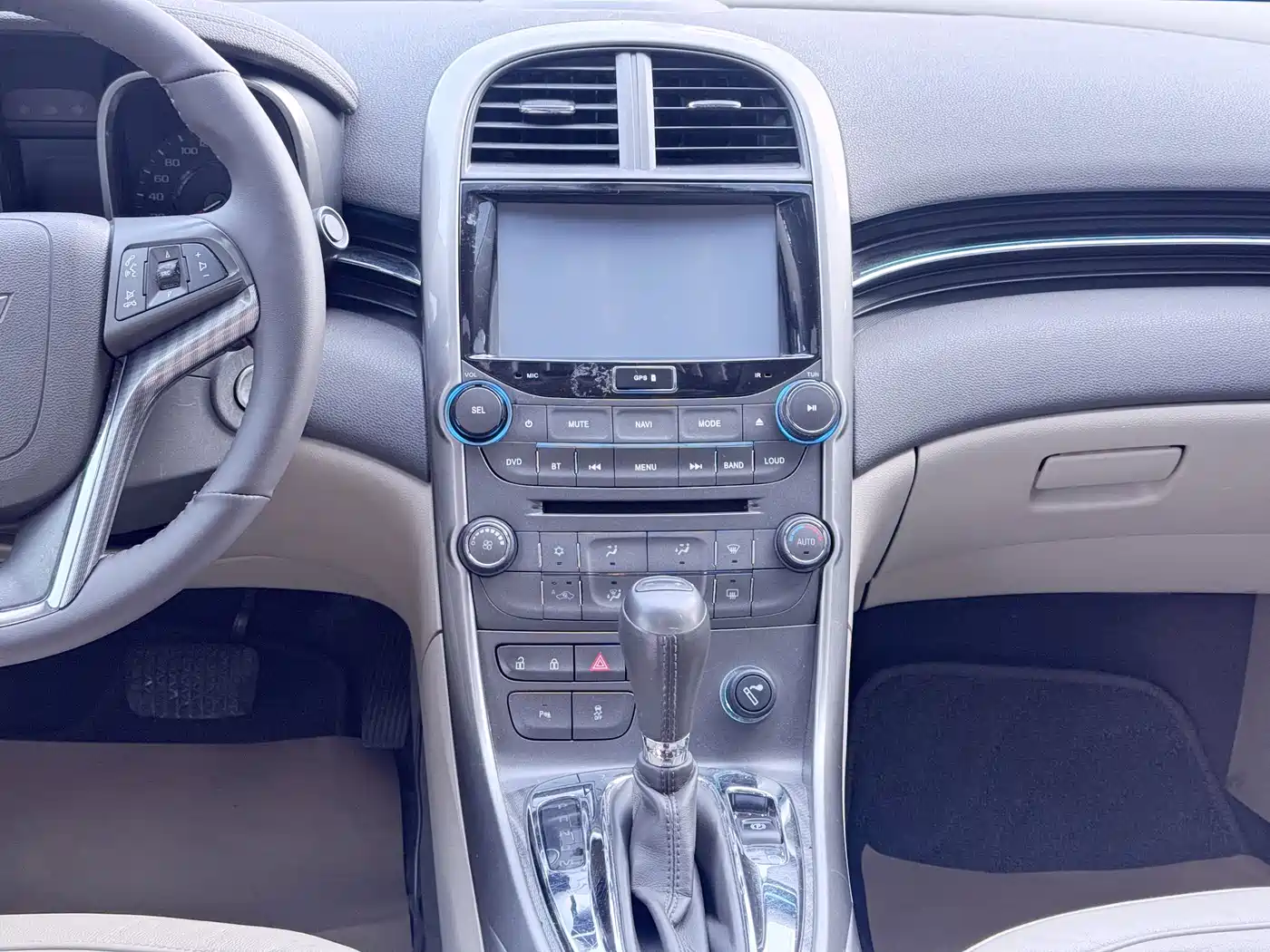 Chevrolet Malibu 2013 2.4L Automatic Luxury Edition фото 15