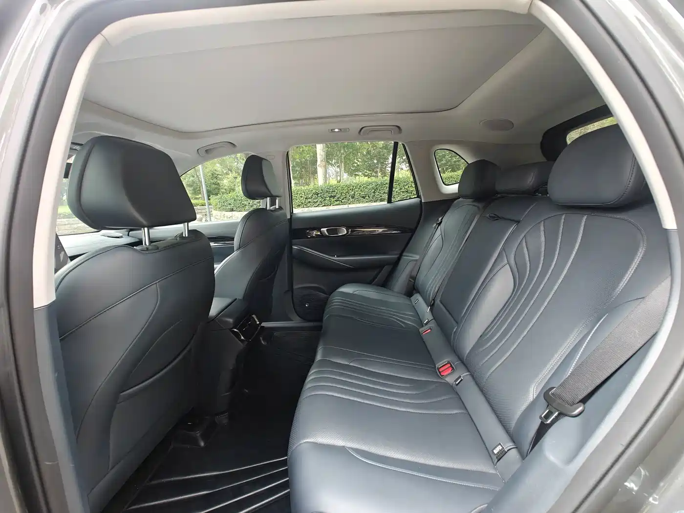 Photo 9 - Geely Galaxy Galaxy E5