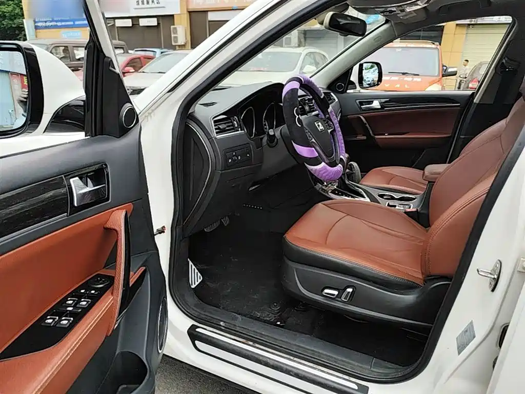 Фото 16 - Zotye T600