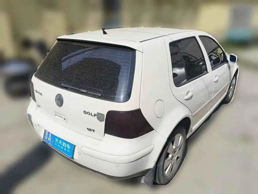 Volkswagen Golf 2004 2005 Model 1.8 Manual Comfort