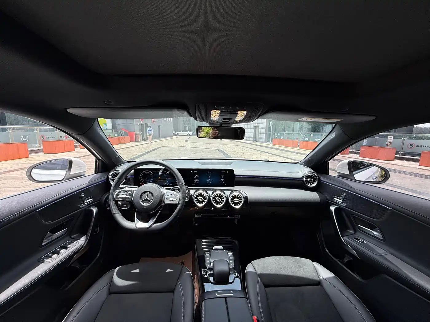Mercedes-Benz A-Class 2021 A 200 L Sport Sedan Fashion Edition фото 5