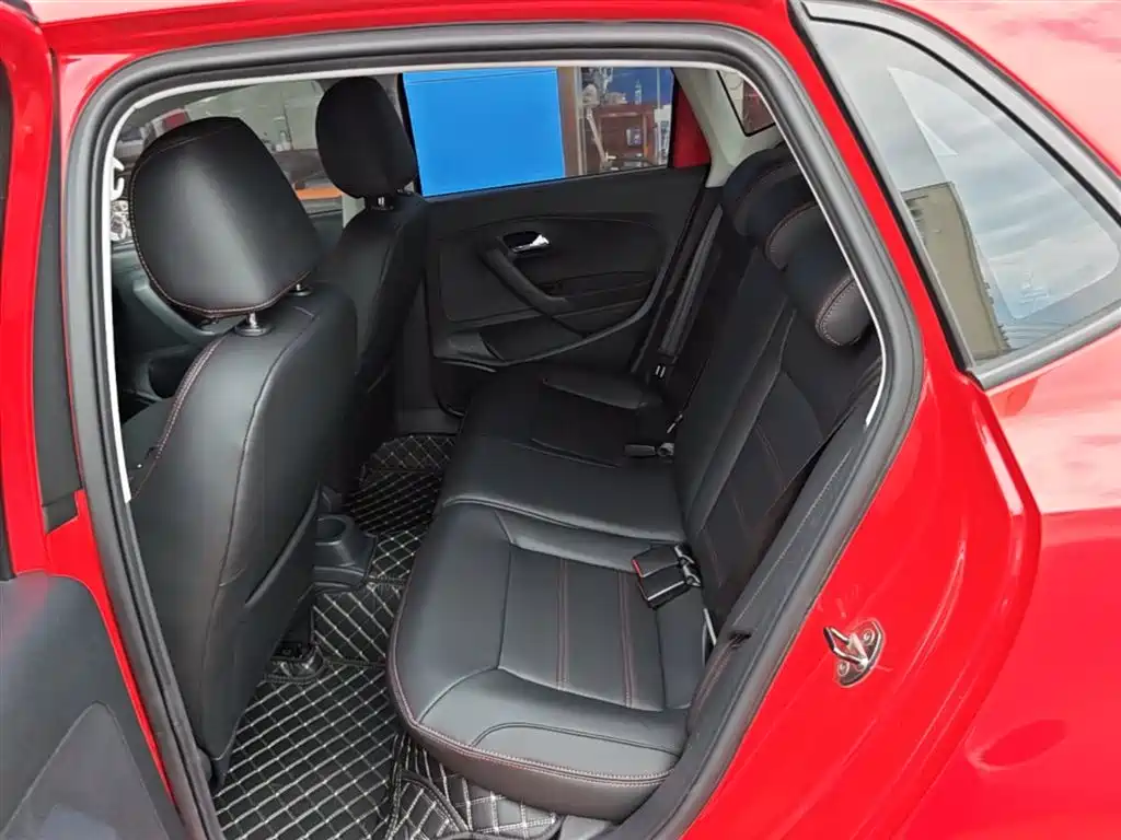 Volkswagen Polo 2018 1.5L Auto Comfort фото 17