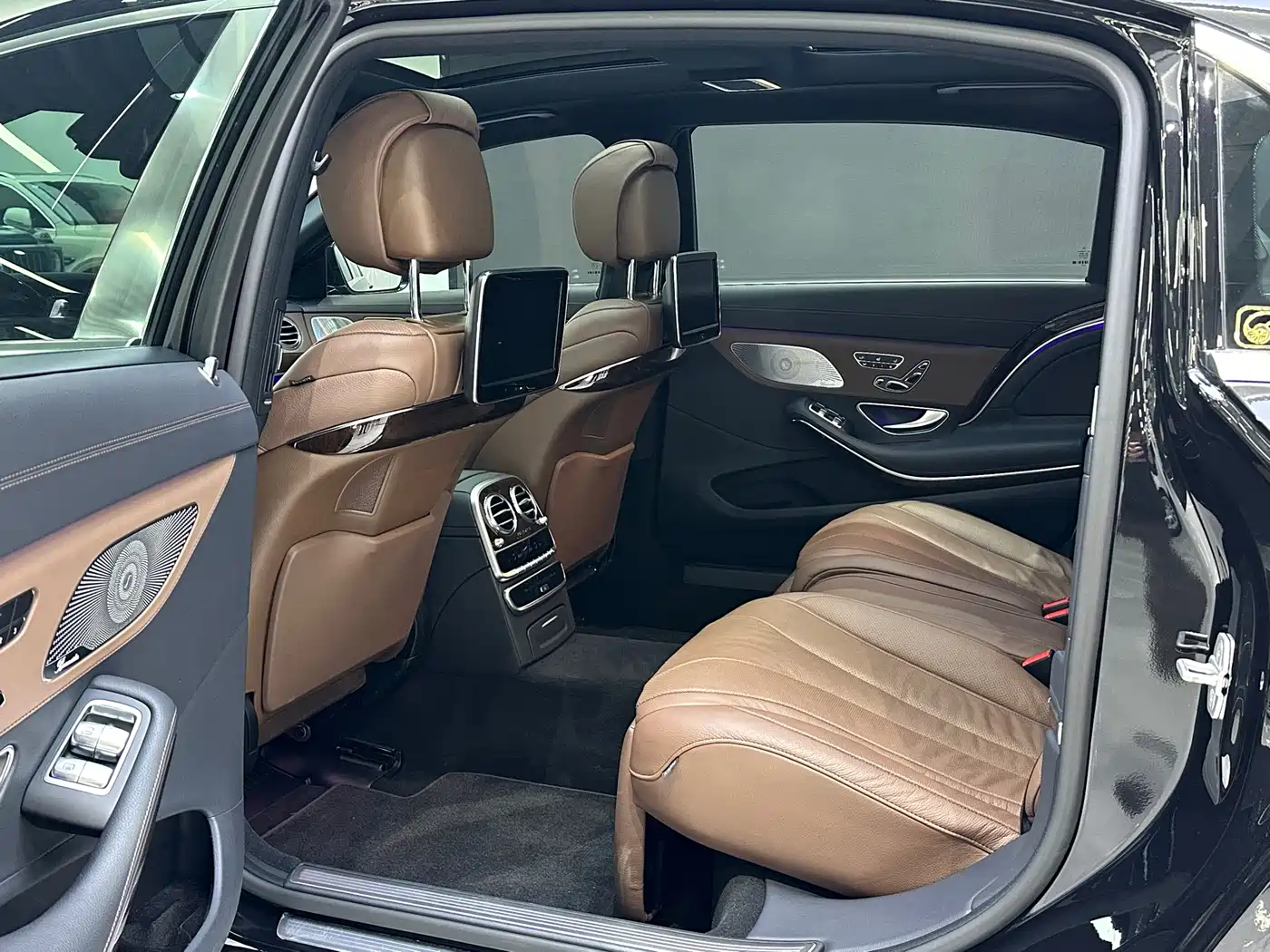 Mercedes-Benz Maybach S-Class 2015 S 400 4MATIC фото 19