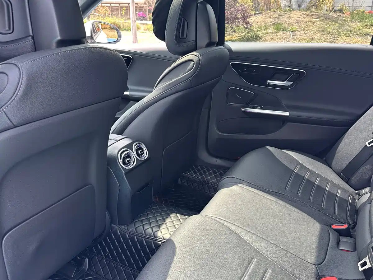Mercedes-Benz C-Class 2023 C 260 L Sport фото 5