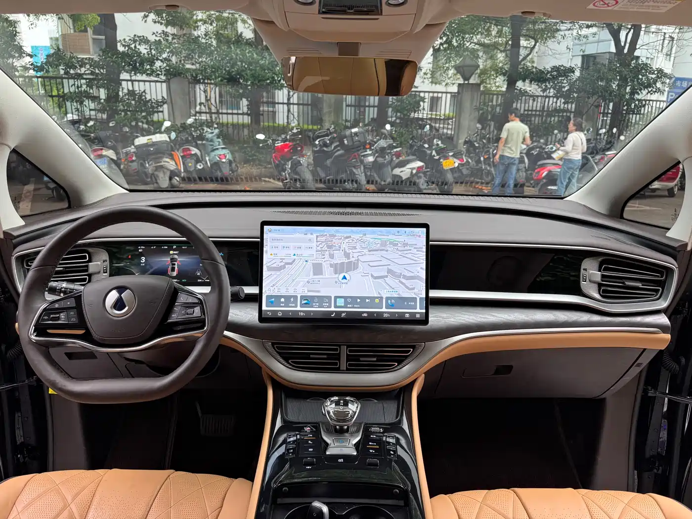 Denza D9 2025 DM-i Smart Drive Edition 1020 AWD Luxury фото 5