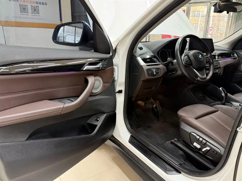 BMW X1 2022 sDrive20Li Fashion фото 16