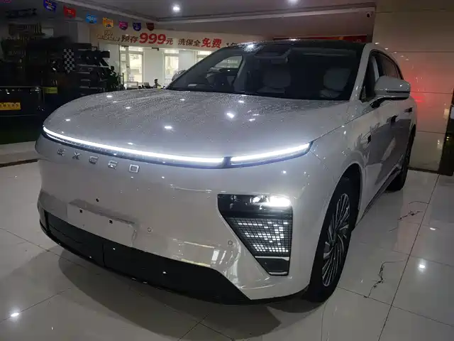 Exeed Exlantix ET 2024 Extended Range 240 Max AWD