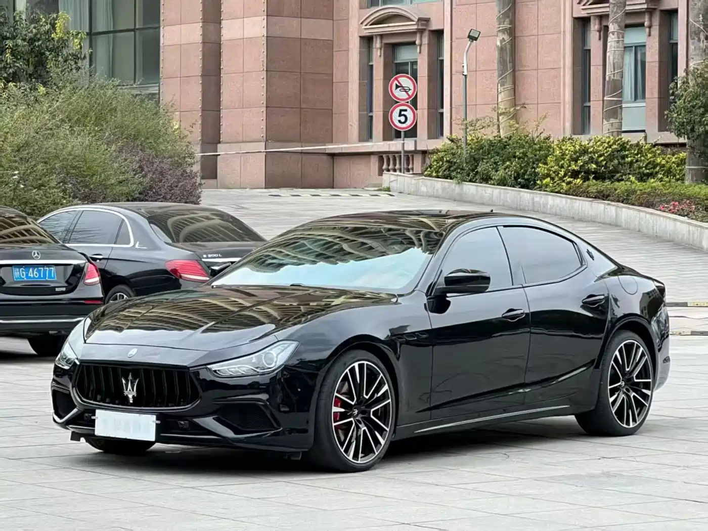 Maserati Ghibli 2021 2.0T Edge Edition