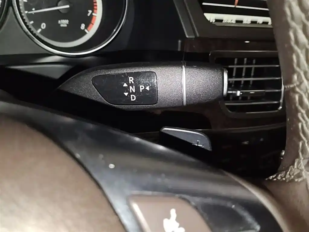 Mercedes-Benz E-Class 2015 E 200 L фото 21