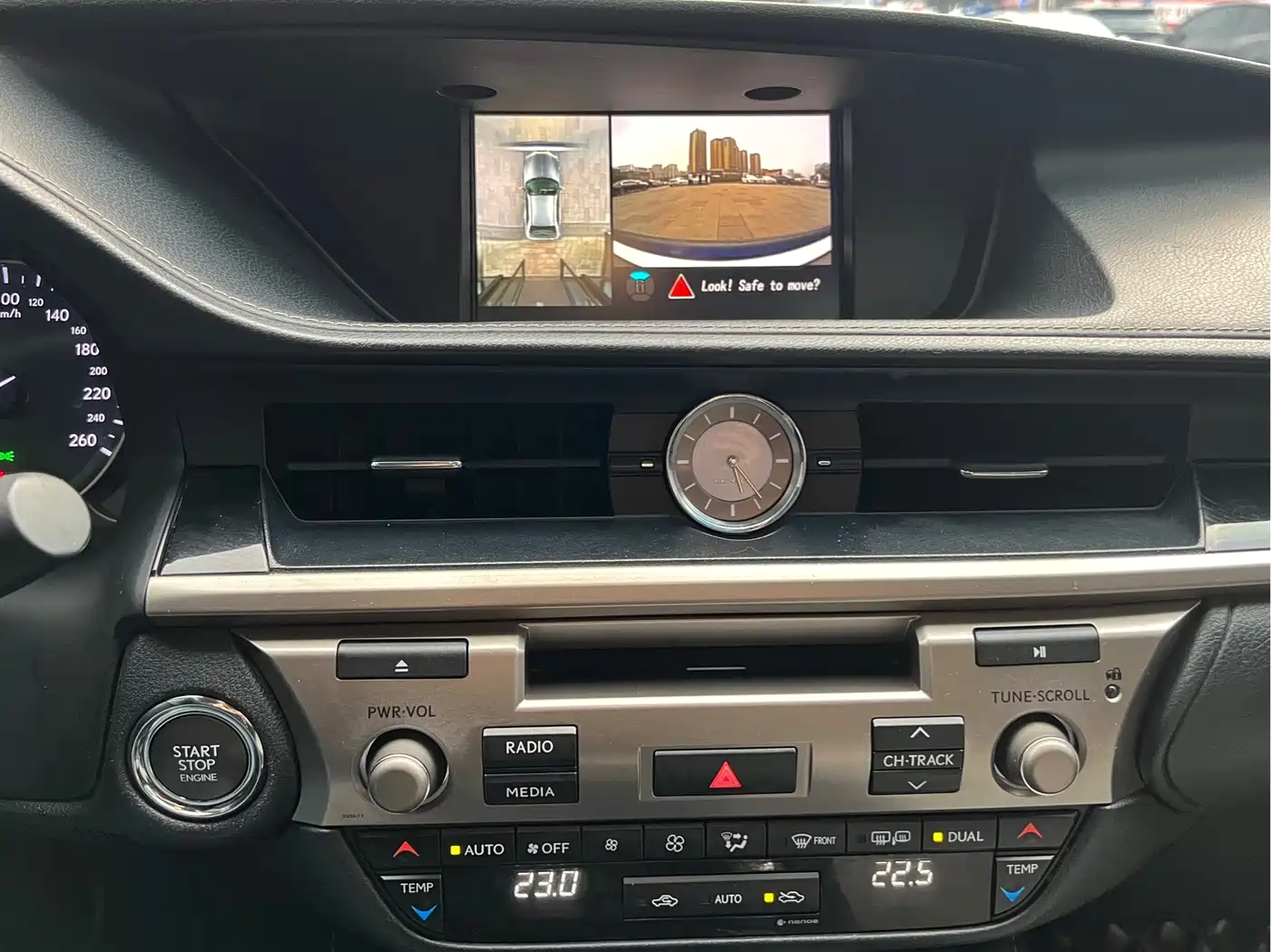 Lexus ES 2015 200 Elite Edition фото 15