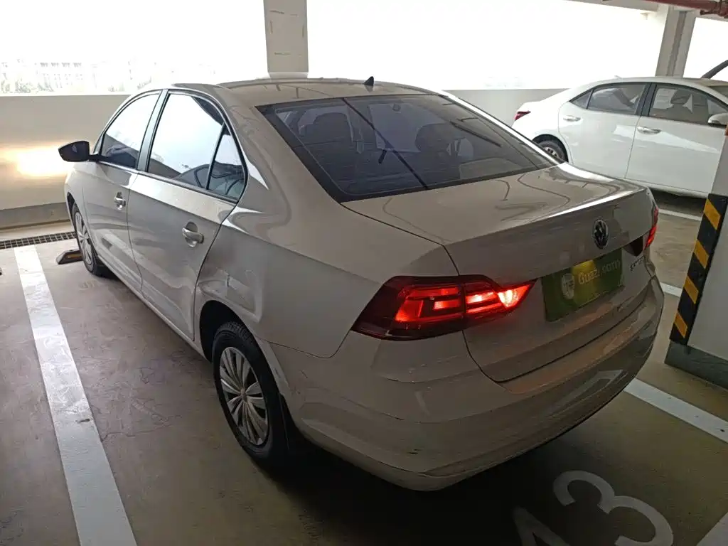 Photo 23 - Volkswagen Santana