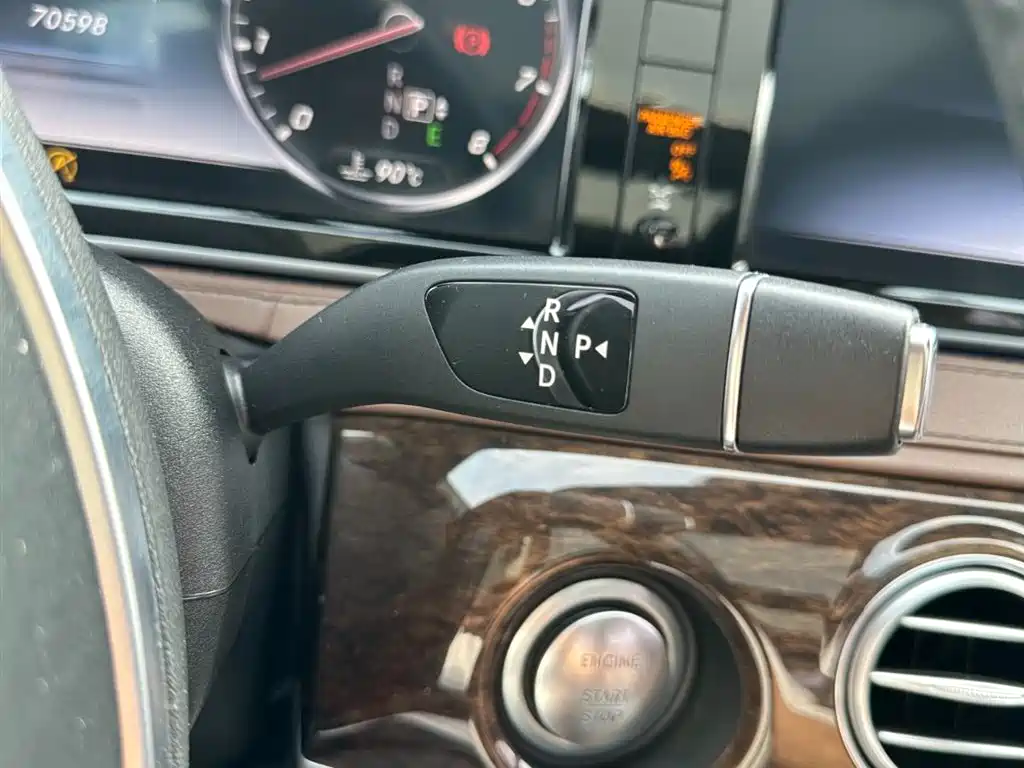 Mercedes-Benz S-Class 2014 S 320 L Business фото 23
