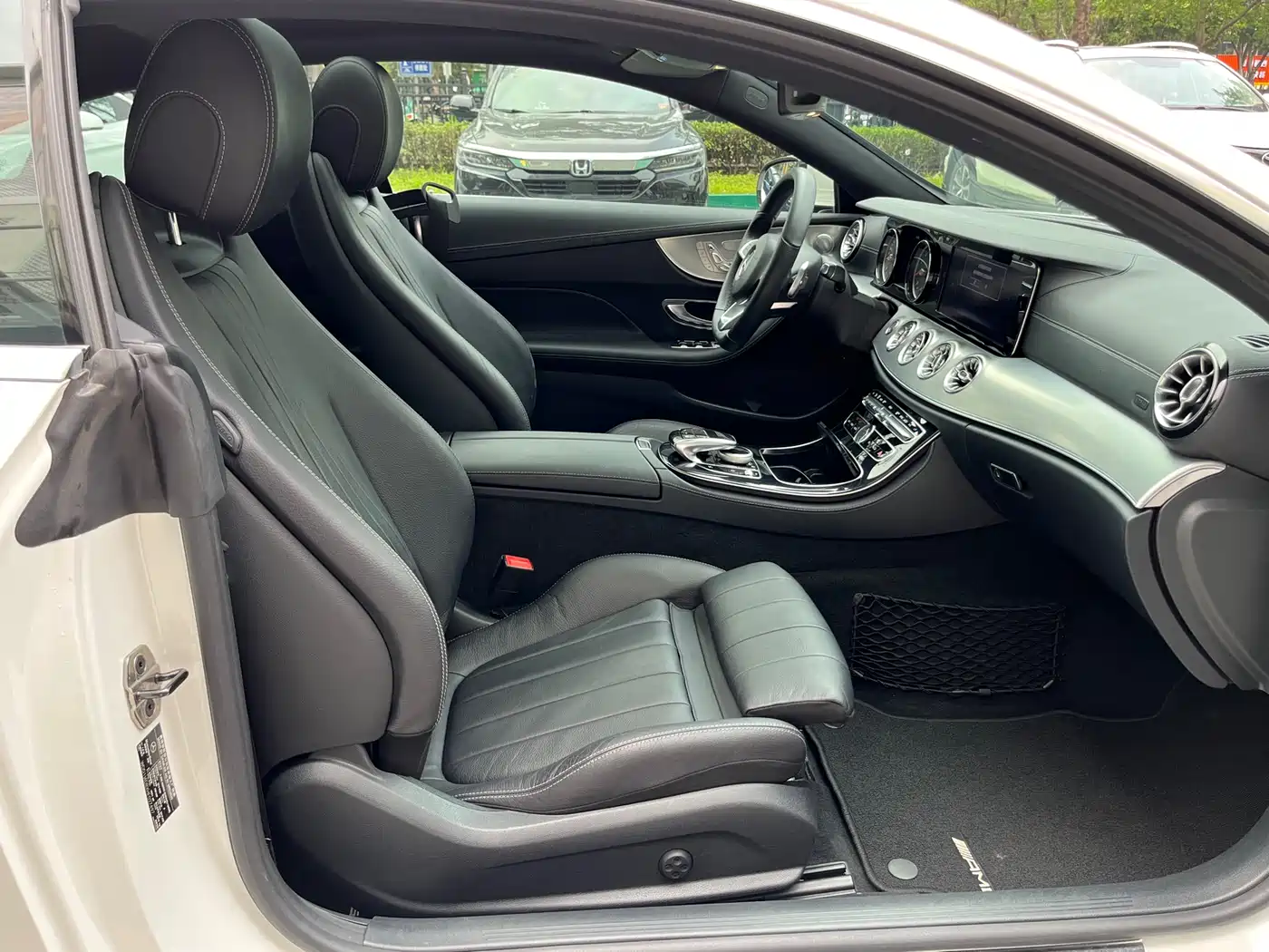 Mercedes-Benz E-Class (Import) 2017 E 200 4MATIC Coupe фото 12