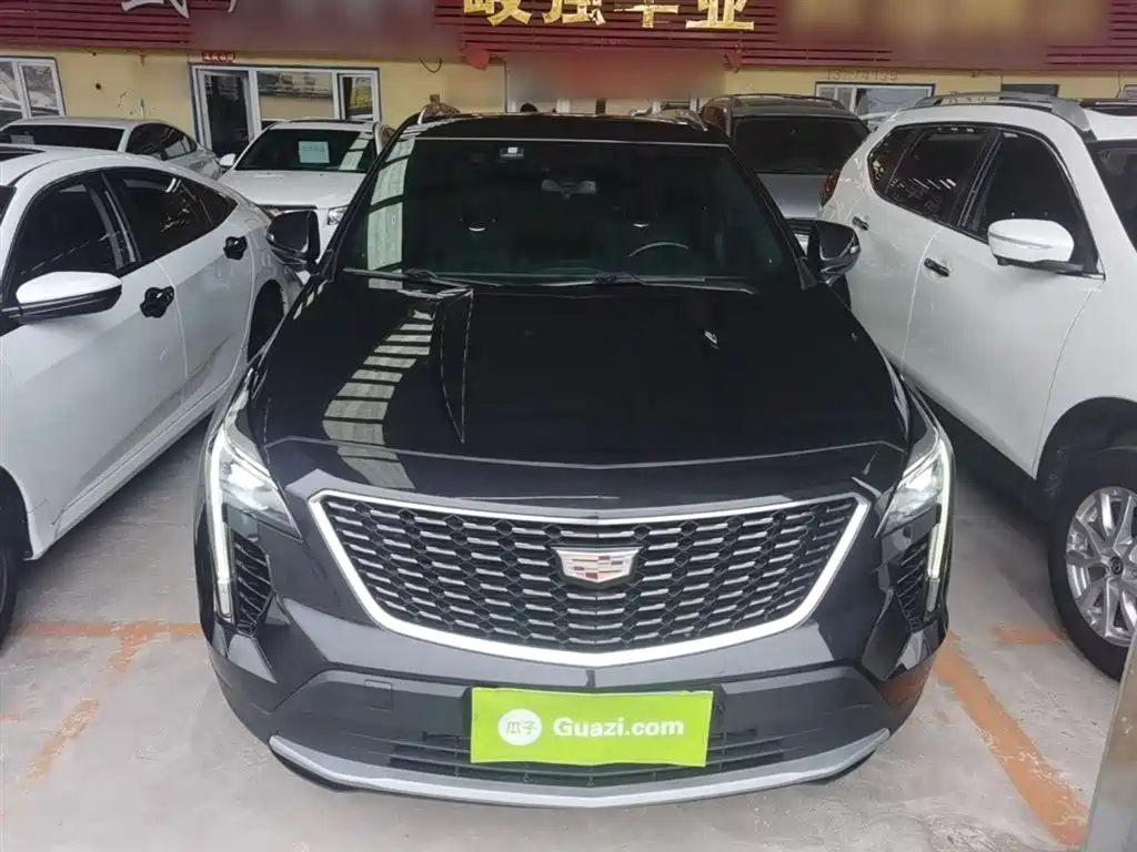 Cadillac XT4 2018 Model 28T 4WD Leading фото 3