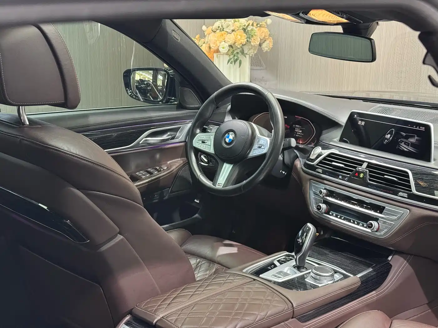 BMW 7 Series 2021 Model 740Li Leading M Sport Package фото 20