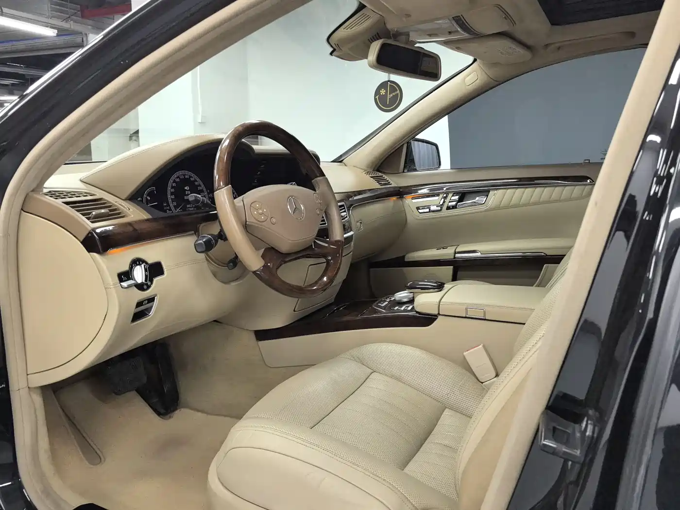 Mercedes-Benz S-Class 2010 S 600 L фото 4