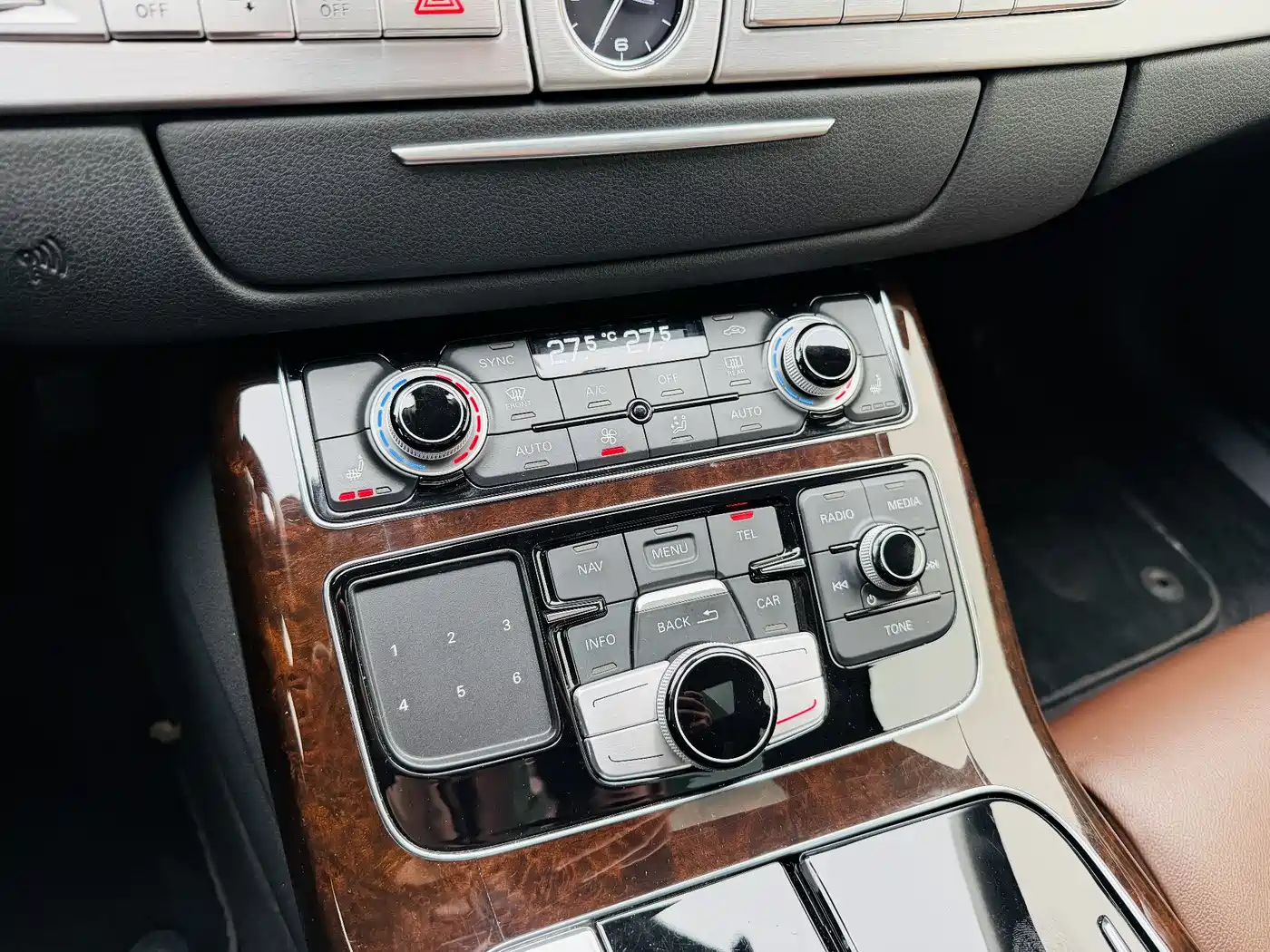 Audi A8 2013 A8L 50 TFSI quattro Comfort фото 15
