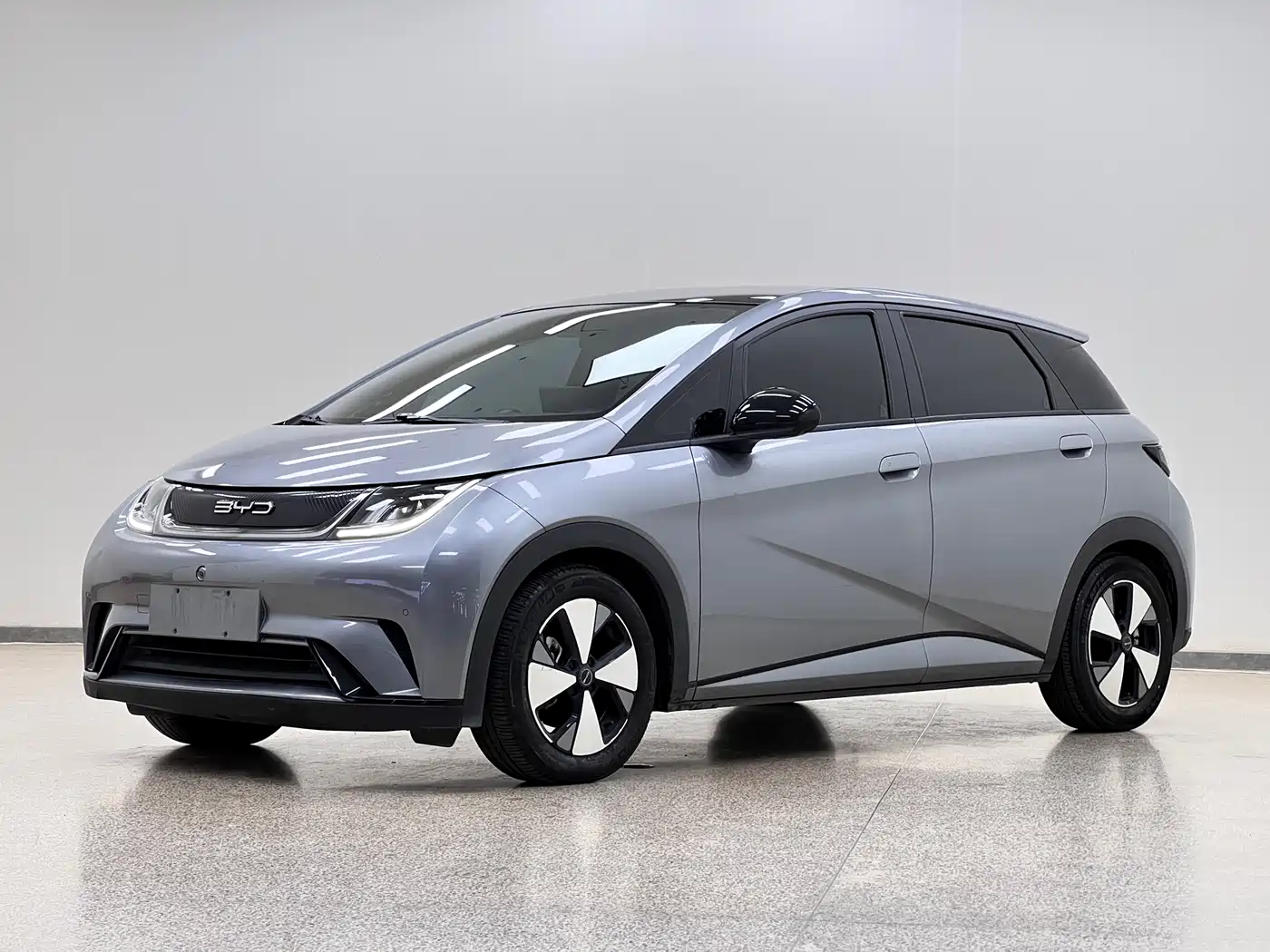 BYD Dolphin 2023 420km Fashion Edition