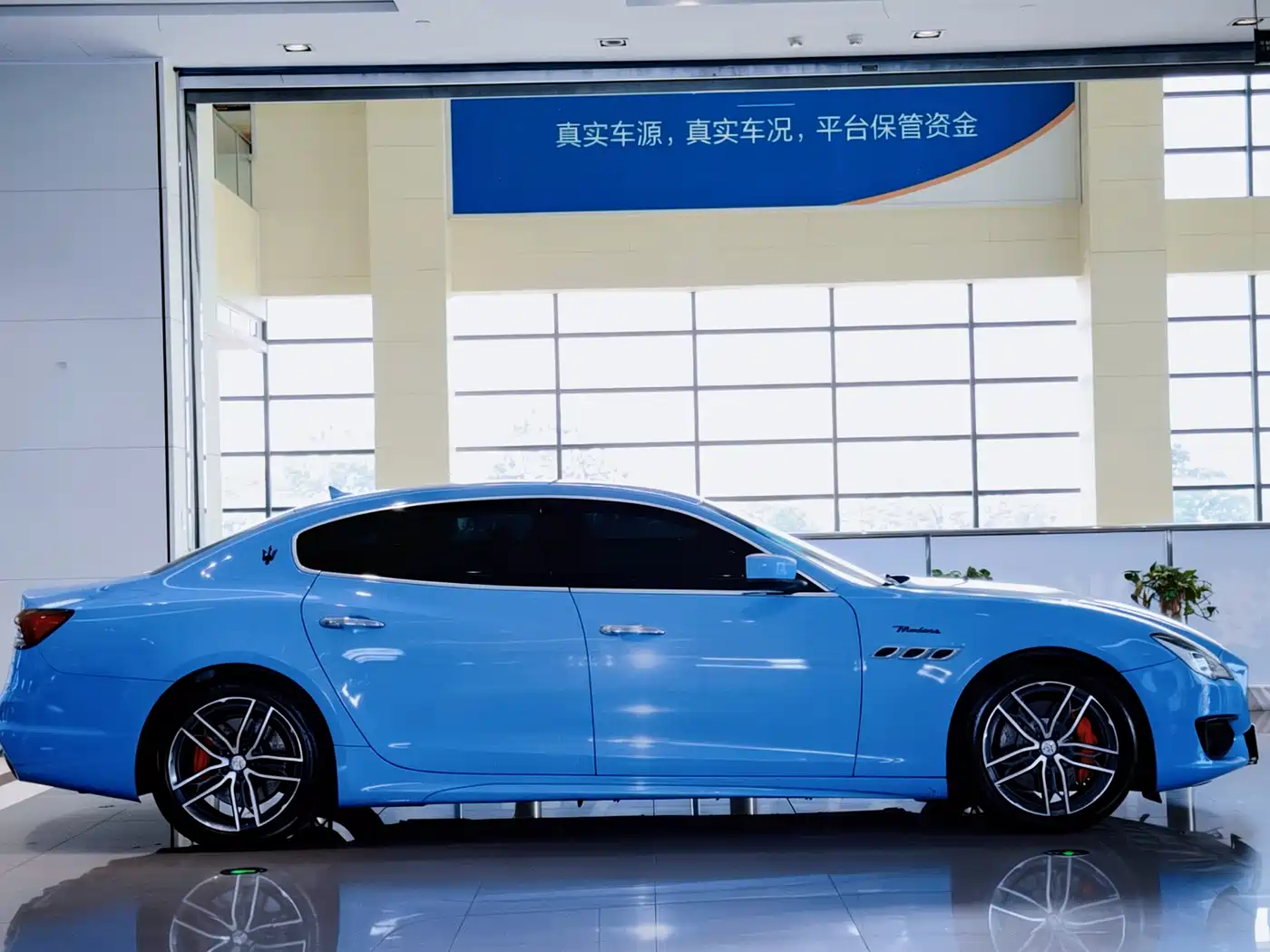 Maserati Quattroporte 2013 3.0T Standard фото 4