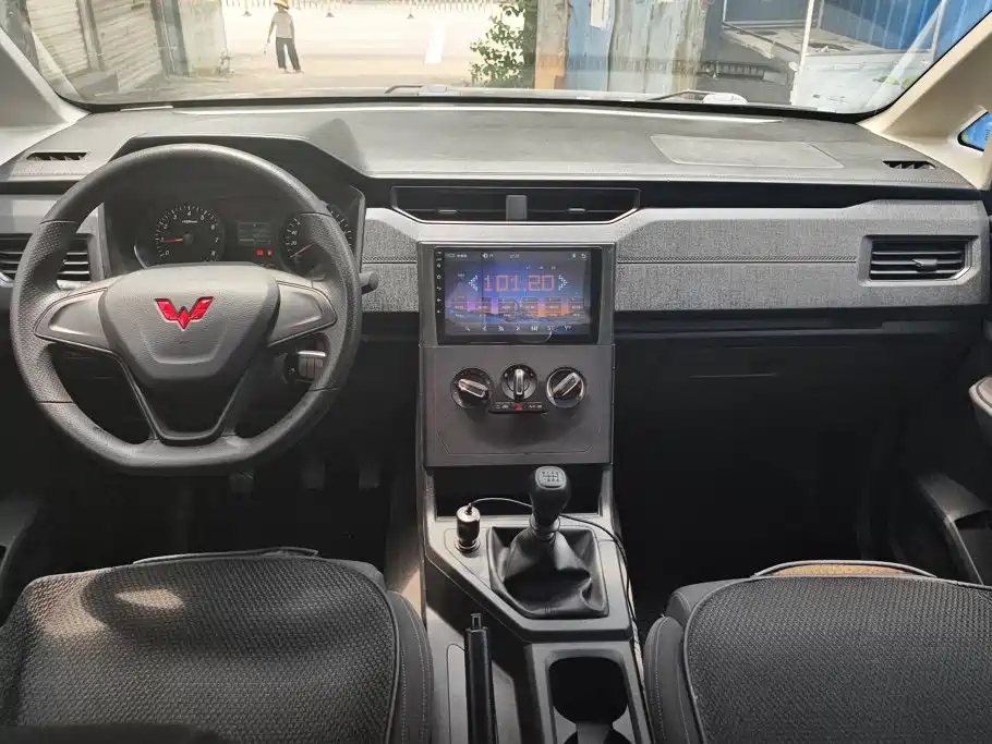 Wuling Motors Wuling Hongguang PLUS 2023 2020 1.5L Manual Standard 5-seater