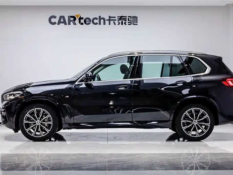BMW X5 (IMPORTED)