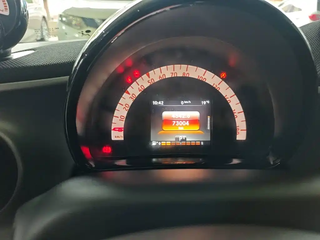 smart forfour 2016 2016 Model 0.9T 66kW Pioneer Edition