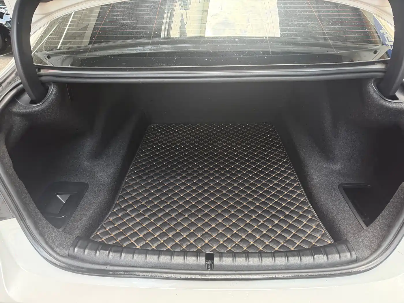 BMW 5 Series 2019 530Li Leading M Sport Package фото 18