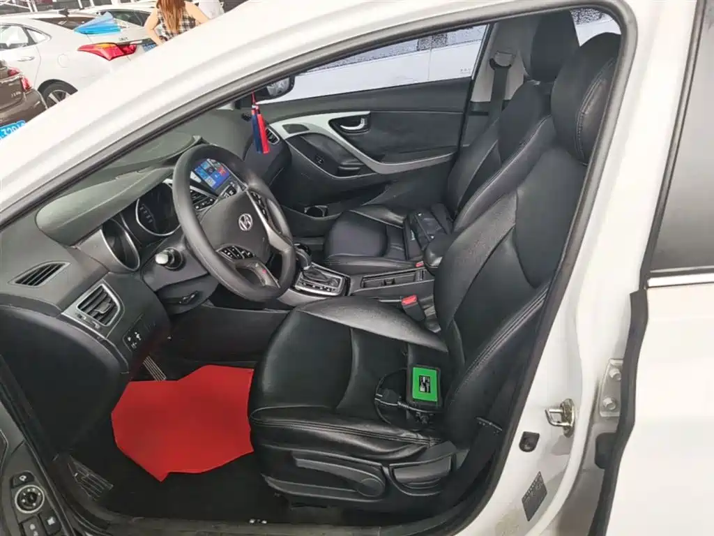 Hyundai Langdong 2015 1.6L Auto Premium фото 15