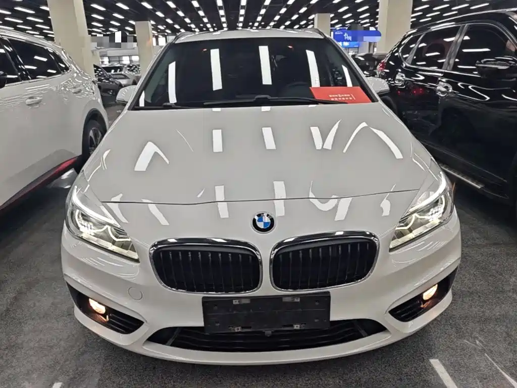 BMW 2 Series Touring 2016 2016 218i Sport Design Package