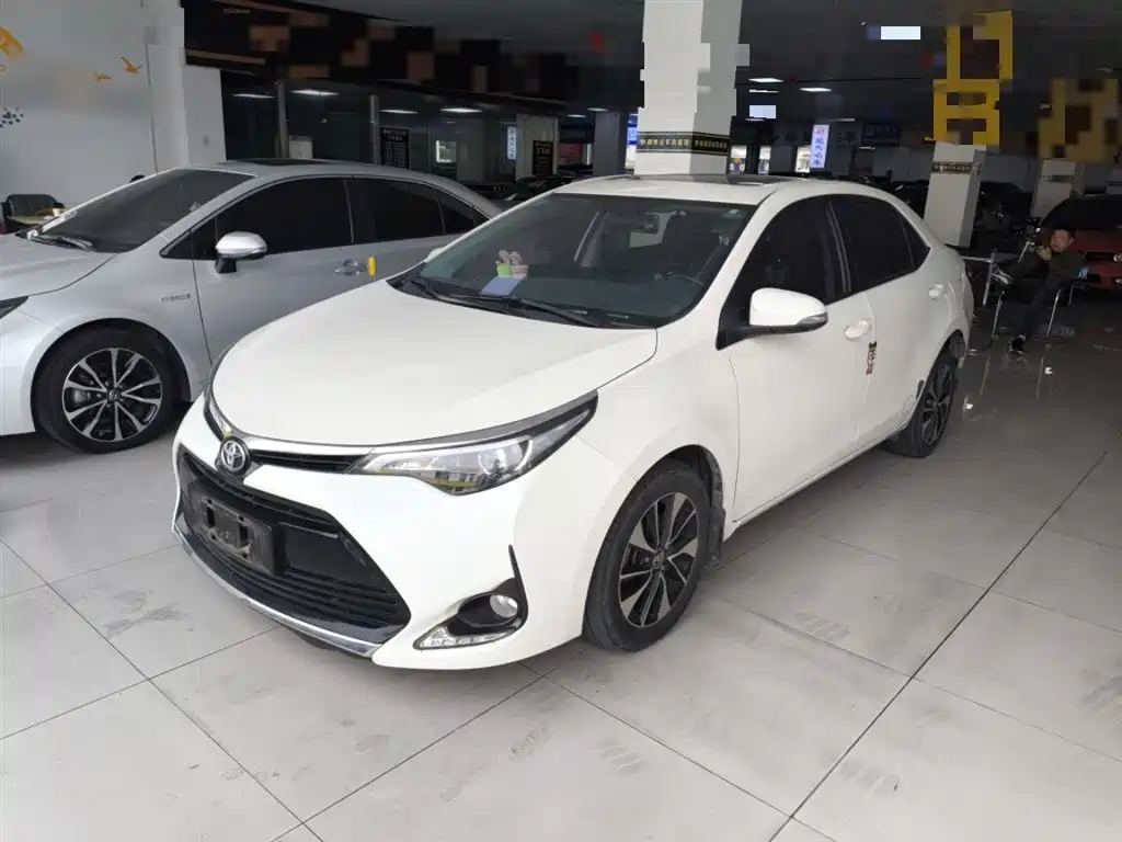Toyota Levin 2018 185T CVT Premium Edition China V фото 2