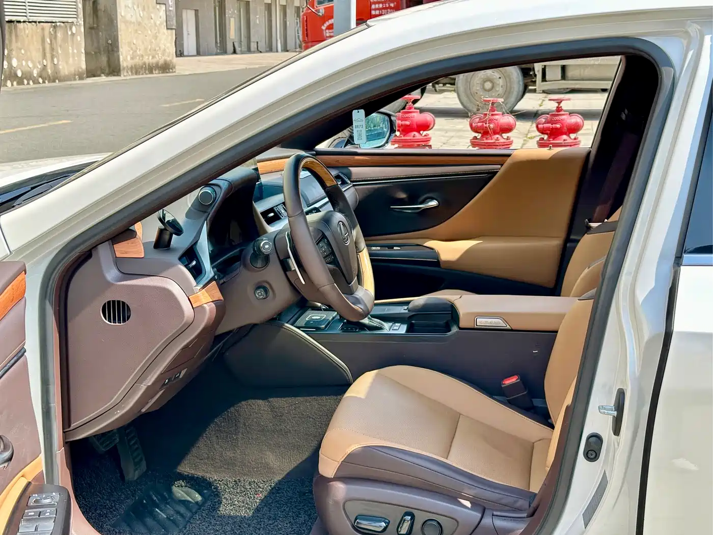 Lexus ES 2020 Model 300h Excellence Edition фото 5