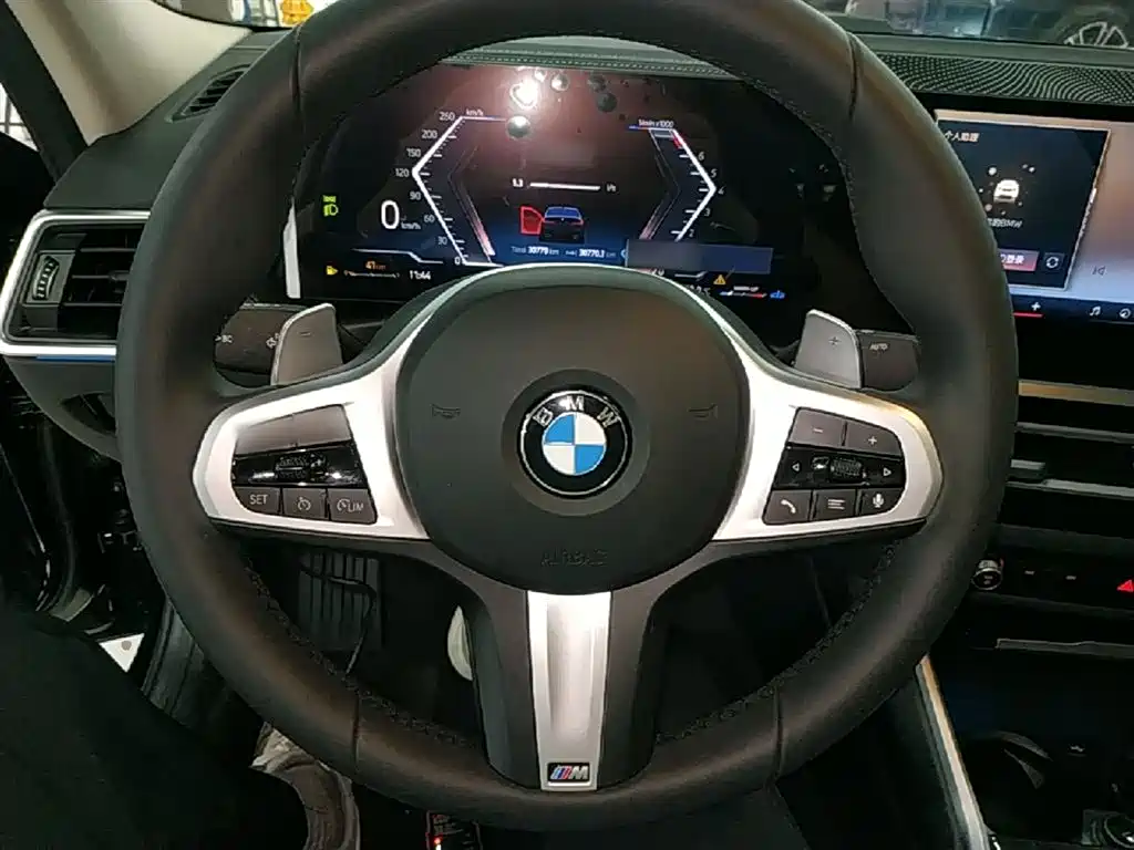 BMW 3 Series 2024 325Li M Sport Package фото 11