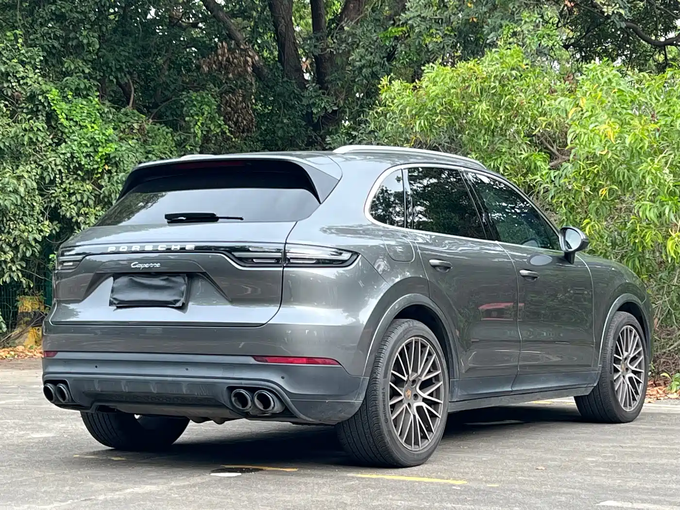PORSCHE CAYENNE
