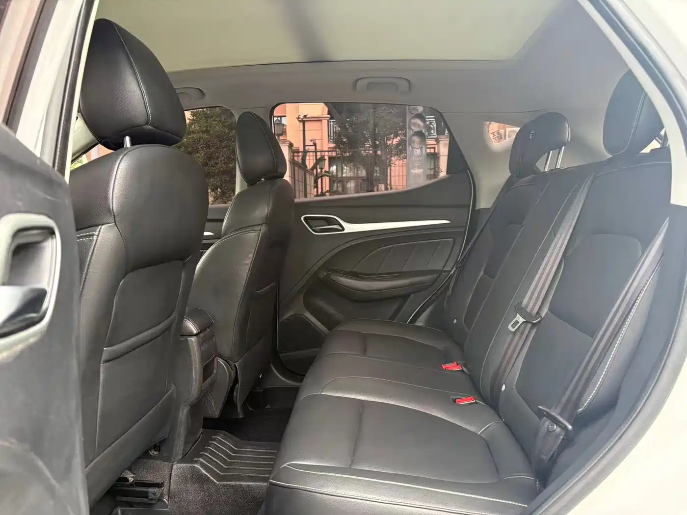 MG ZS 2018 2017 1.5L Manual Premium Internet Edition
